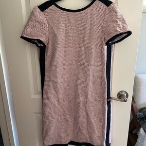 Banana republic’s dress